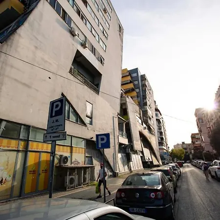 Luxury At Condor Center Appartement Tirana
