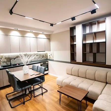 דירה Luxury At Condor Center *