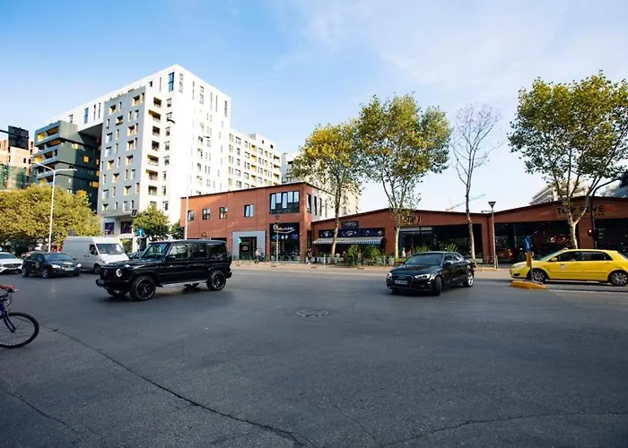 Luxury At Condor Center *